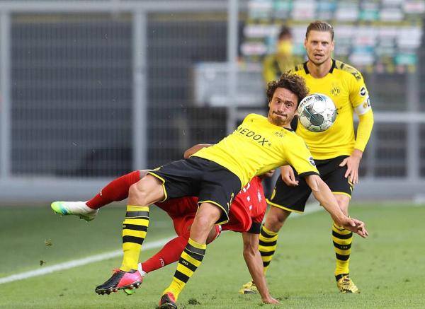 风云突变!巴塞罗那今晨止住颓势,德甲版图或变,悬念犹存,医务组通报恢复 风云突变!巴塞罗那今晨止住颓势,德甲版图或变,悬念犹存,医务组通报恢复