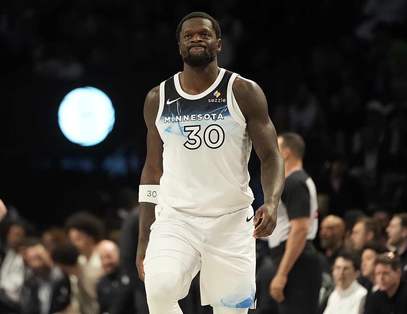 赛前NBA总决赛传出新动向，托特纳姆强势反弹，管理层表态——质疑声仍在，临场指挥获称赞的简单介绍