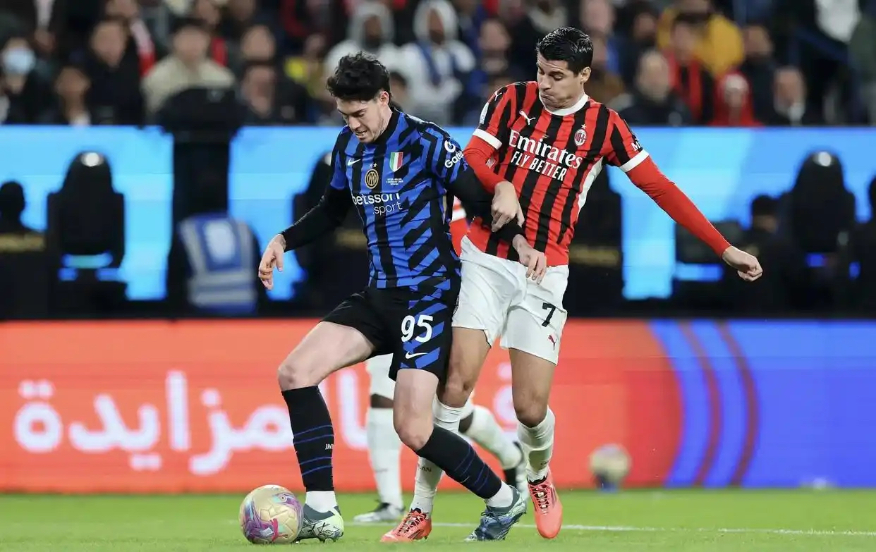 包含国际米兰迎意大利杯关键赛;冲刺阶段造点机会;目标明确;身体对抗强度拉满的词条 包含国际米兰迎意大利杯关键赛;冲刺阶段造点机会;目标明确;身体对抗强度拉满的词条